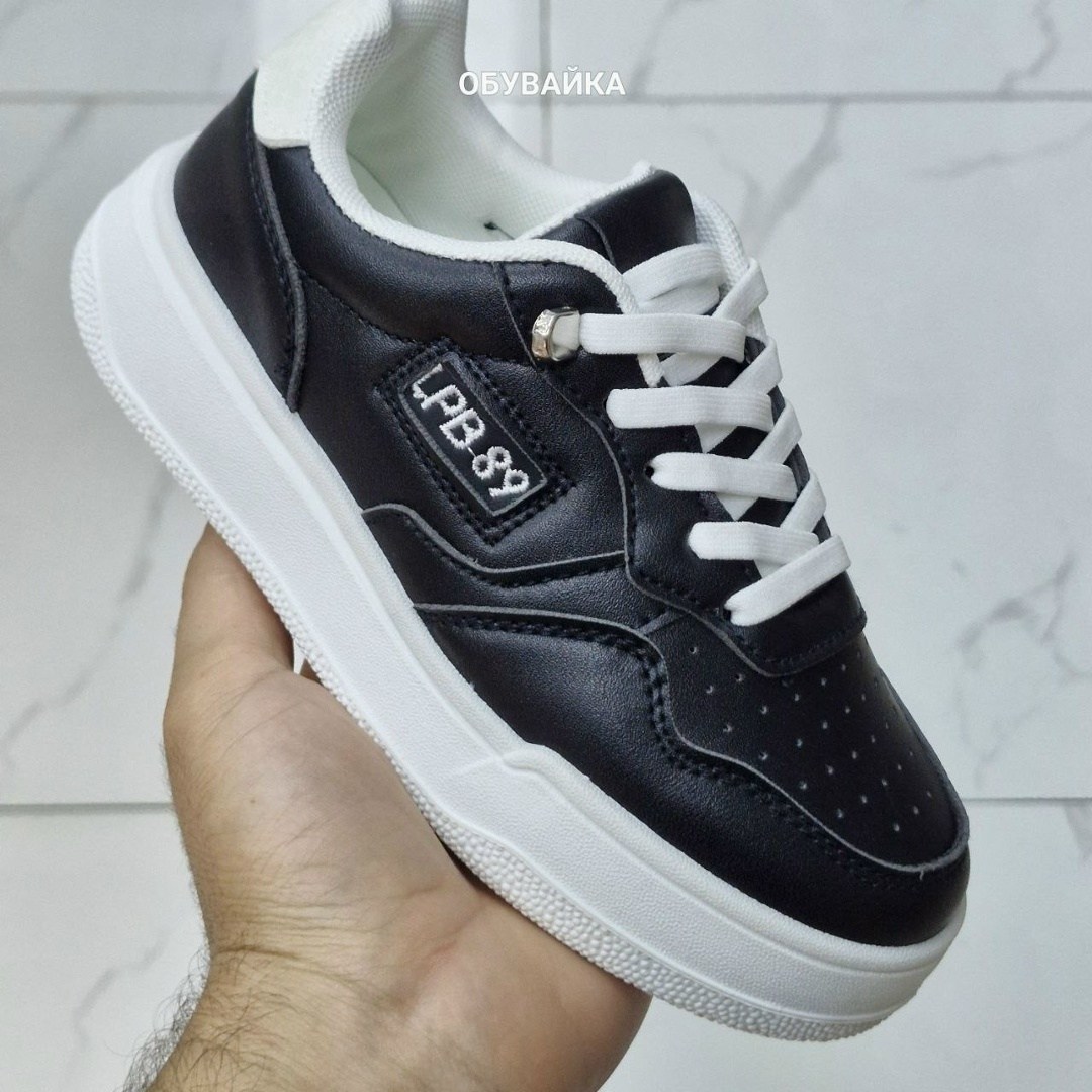 ,мужской кроссовки,кроссовки закрытые,низкие кроссовки,кроссовки adidas