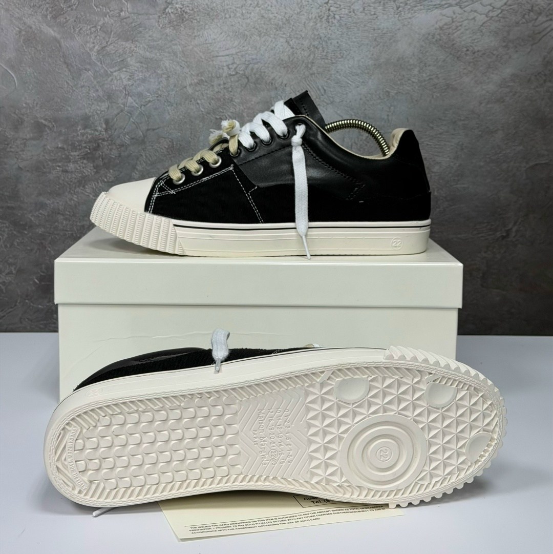 кеды maison margiela evolution,кеды new evolution с низким берцем maison margiela черный,,чёрные женские комбинированные кеды maison margiela,кеды new evolution maison margiela черный