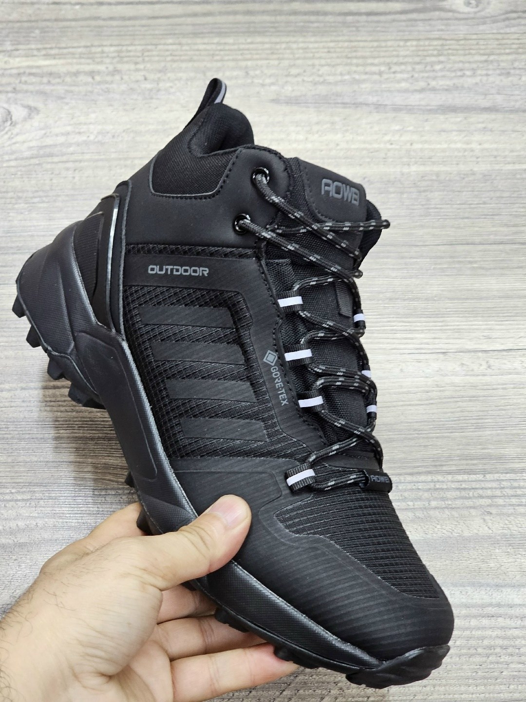 кроссовки зимние adidas climaproof,зимние кроссовки adidas terrex ax3 mid,кроссовки adidas climaproof зимние высокие синие,зимние кроссовки adidas terrex,кроссовки adidas climaproof зимние высокие