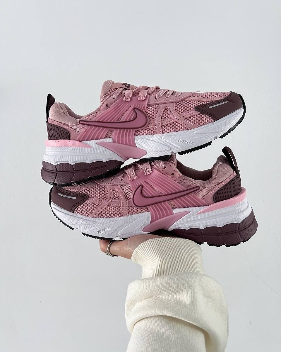 женские кроссовки nike,женские кроссовки,кроссовки, женская,спортивная