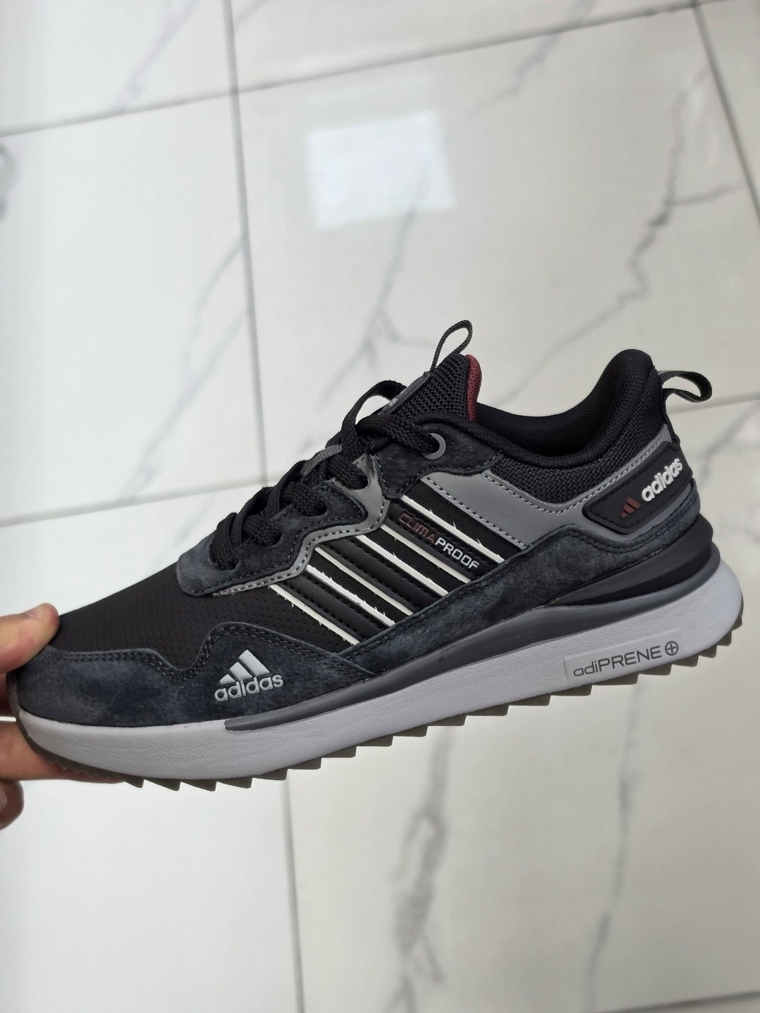 кроссовки adidas,adidas мужские кроссовки,кроссовки мужские летние adidas,зимние кроссовки мужские adidas,кроссовки адидас