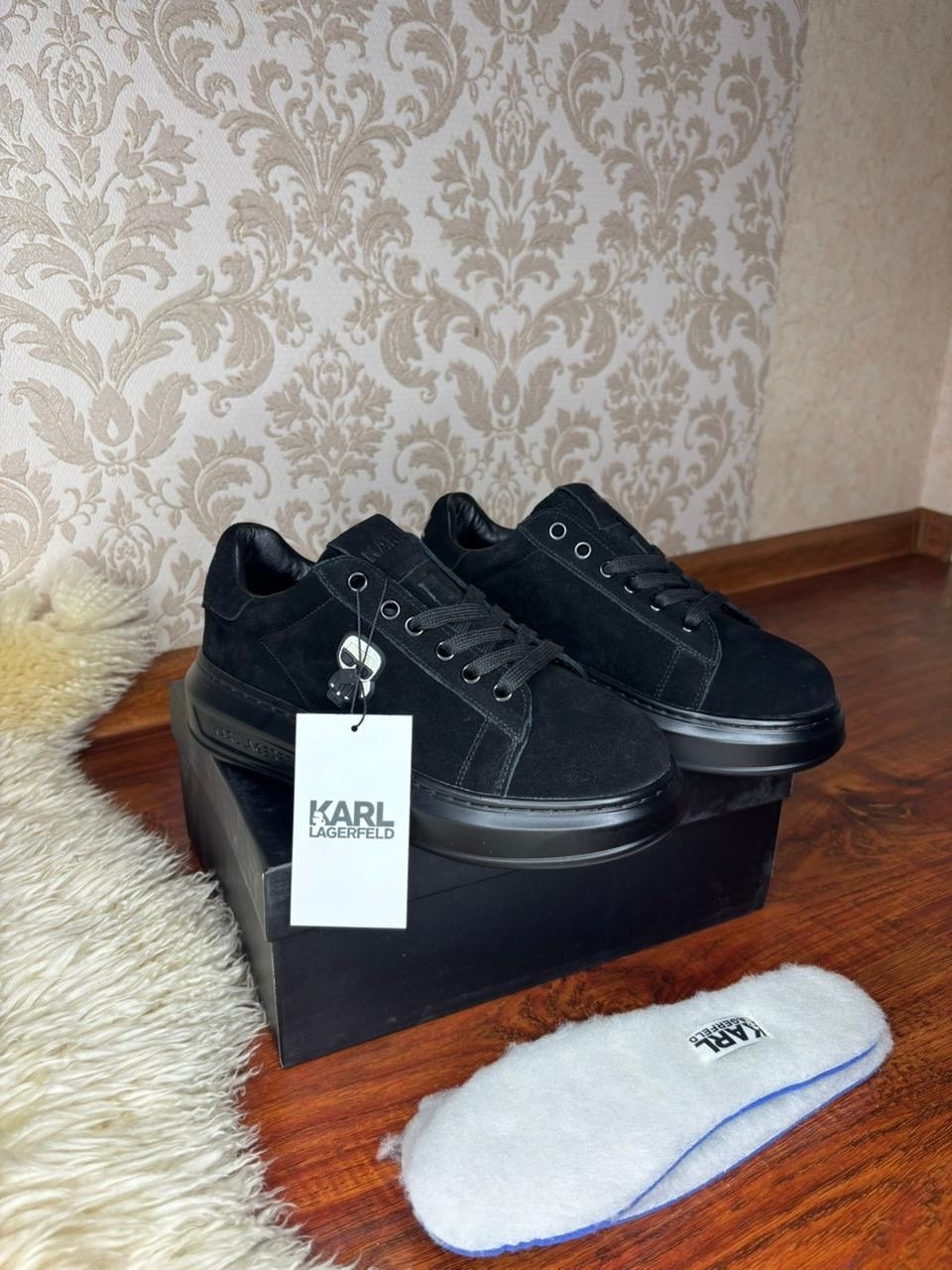 кроссовки karl lagerfeld,,кожаные кроссовки karl lagerfeld,кроссовки karl lagerfeld черный,черные кроссовки