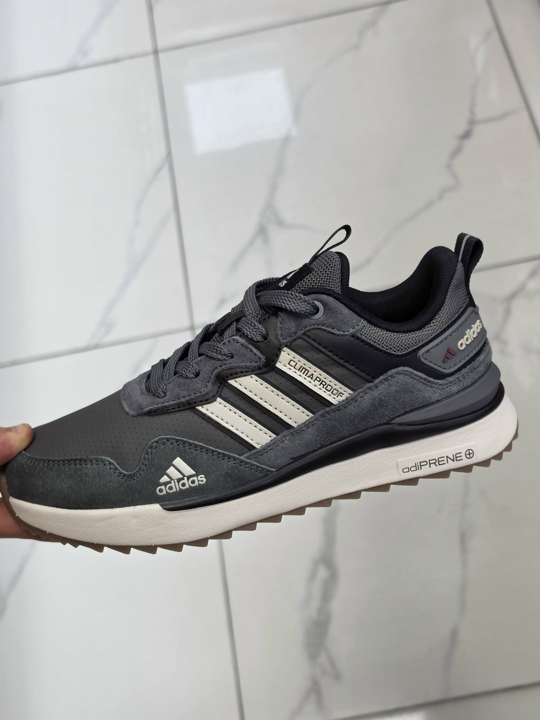 кроссовки adidas,adidas мужские кроссовки,кроссовки мужские летние adidas,зимние кроссовки мужские adidas,кроссовки адидас
