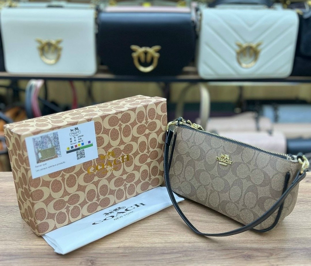 сумка coach на плечо,сумка coach,женская сумка coach,coach new york сумка оригинал,сумка coach через плечо