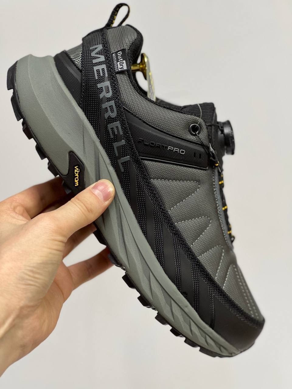 зимние термо кроссовки merrell float pro gore-tex grey black,merrell термо кроссовки,кроссовки мужские merrell,кроссовки merrell gore tex термо,кроссовки мужские зимние adidas gore-tex