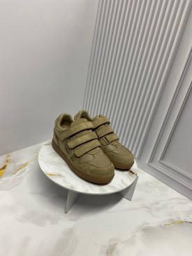 Кроссовки