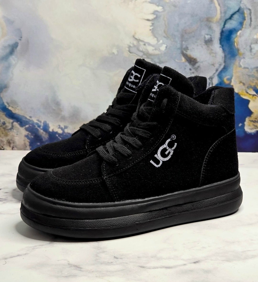 ,женские зимние кроссовки,кроссовки ugg,женская ,ботинки