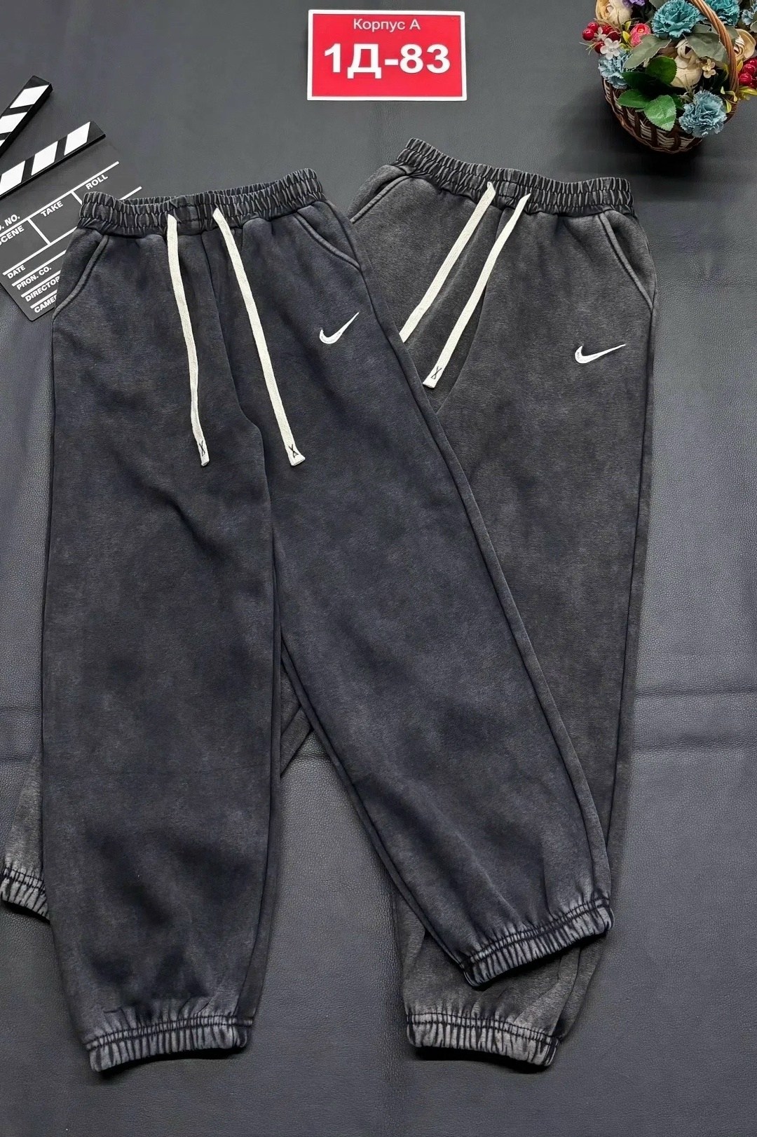 спортивные штаны найк тёмно серые,спортивные штаны nike,теплые спортивные штаны,спортивные штаны серые,мужские спортивные штаны