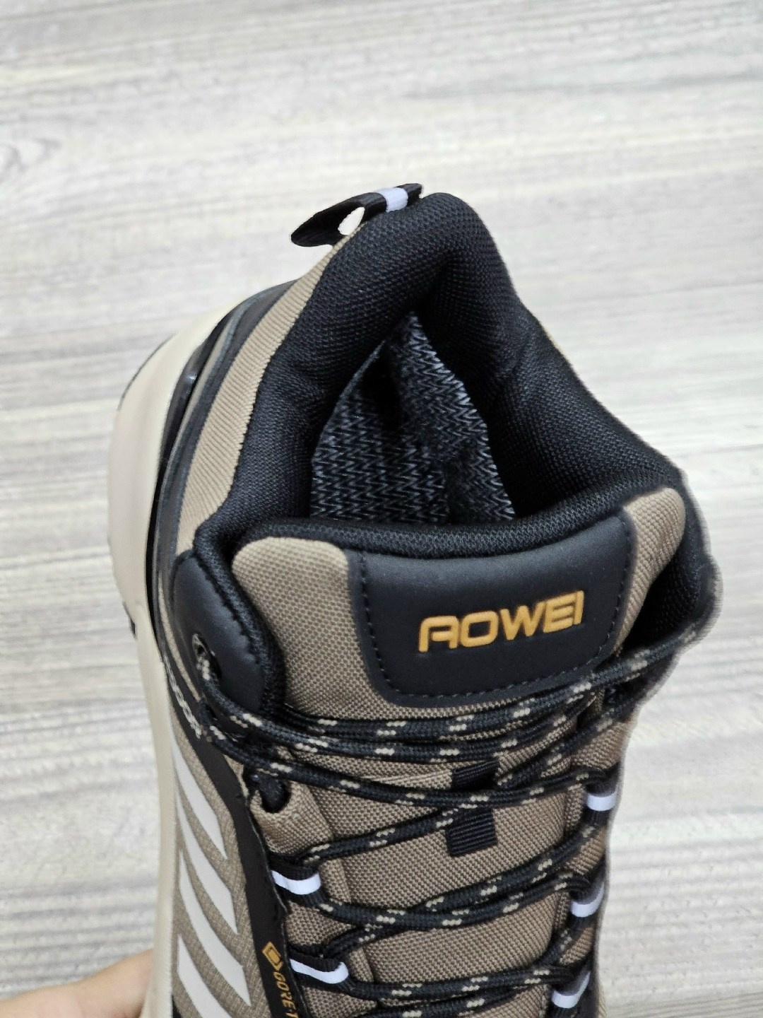 кроссовки зимние adidas climaproof,зимние кроссовки adidas terrex ax3 mid,кроссовки adidas climaproof зимние высокие синие,зимние кроссовки adidas terrex,кроссовки adidas climaproof зимние высокие