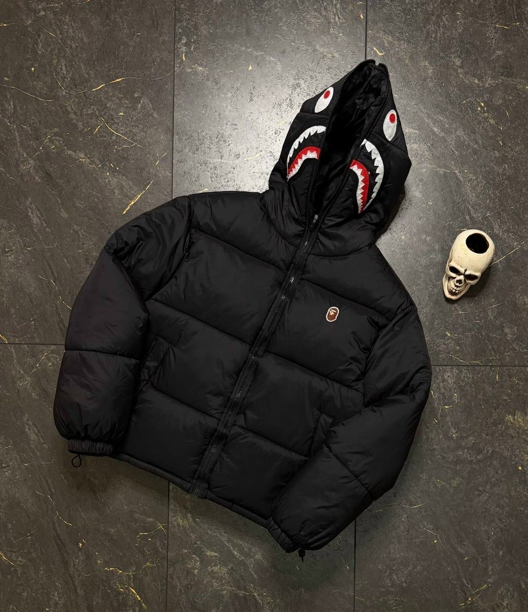 куртка бейп шарк,пуховик bape shark,bape shark hoodie,пуховик bape,куртка bape