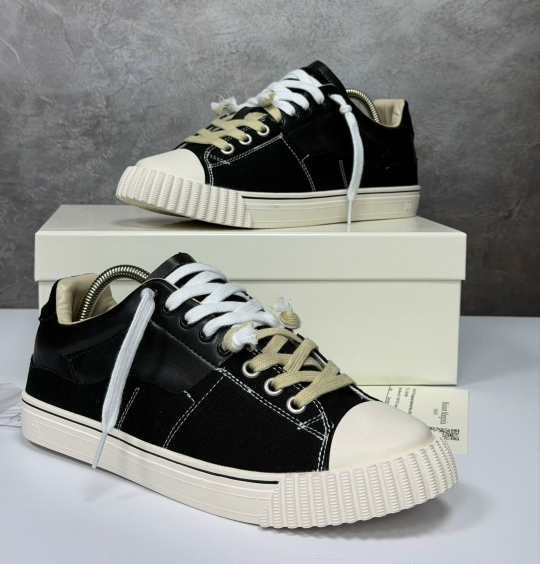кеды maison margiela evolution,кеды new evolution с низким берцем maison margiela черный,,чёрные женские комбинированные кеды maison margiela,кеды new evolution maison margiela черный