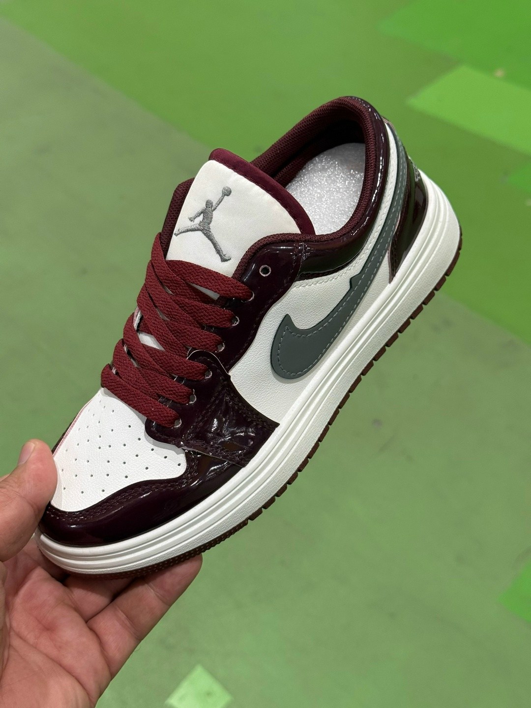 кроссовки,женские кроссовки, женская,спортивный ,кроссовки nike air jordan 1 low