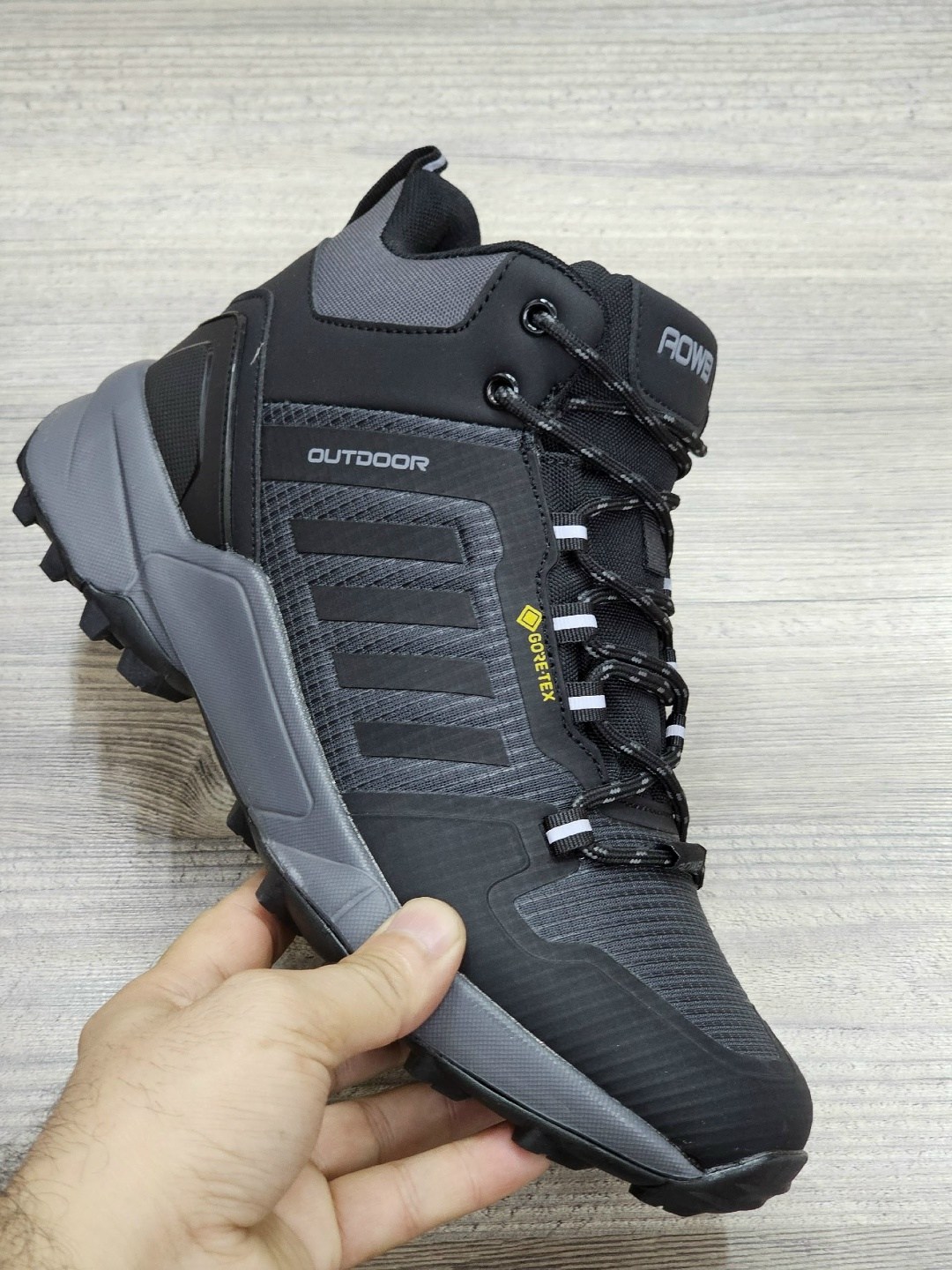 кроссовки зимние adidas climaproof,зимние кроссовки adidas terrex ax3 mid,кроссовки adidas climaproof зимние высокие синие,зимние кроссовки adidas terrex,кроссовки adidas climaproof зимние высокие