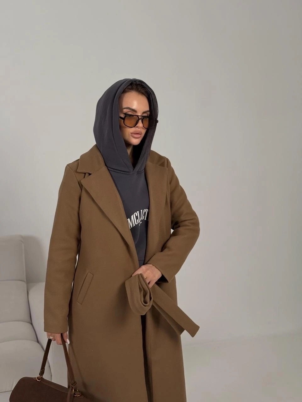 пальто кашемир,пальто женские,стильное пальто,модели пальто,черное пальто с капюшоном женское