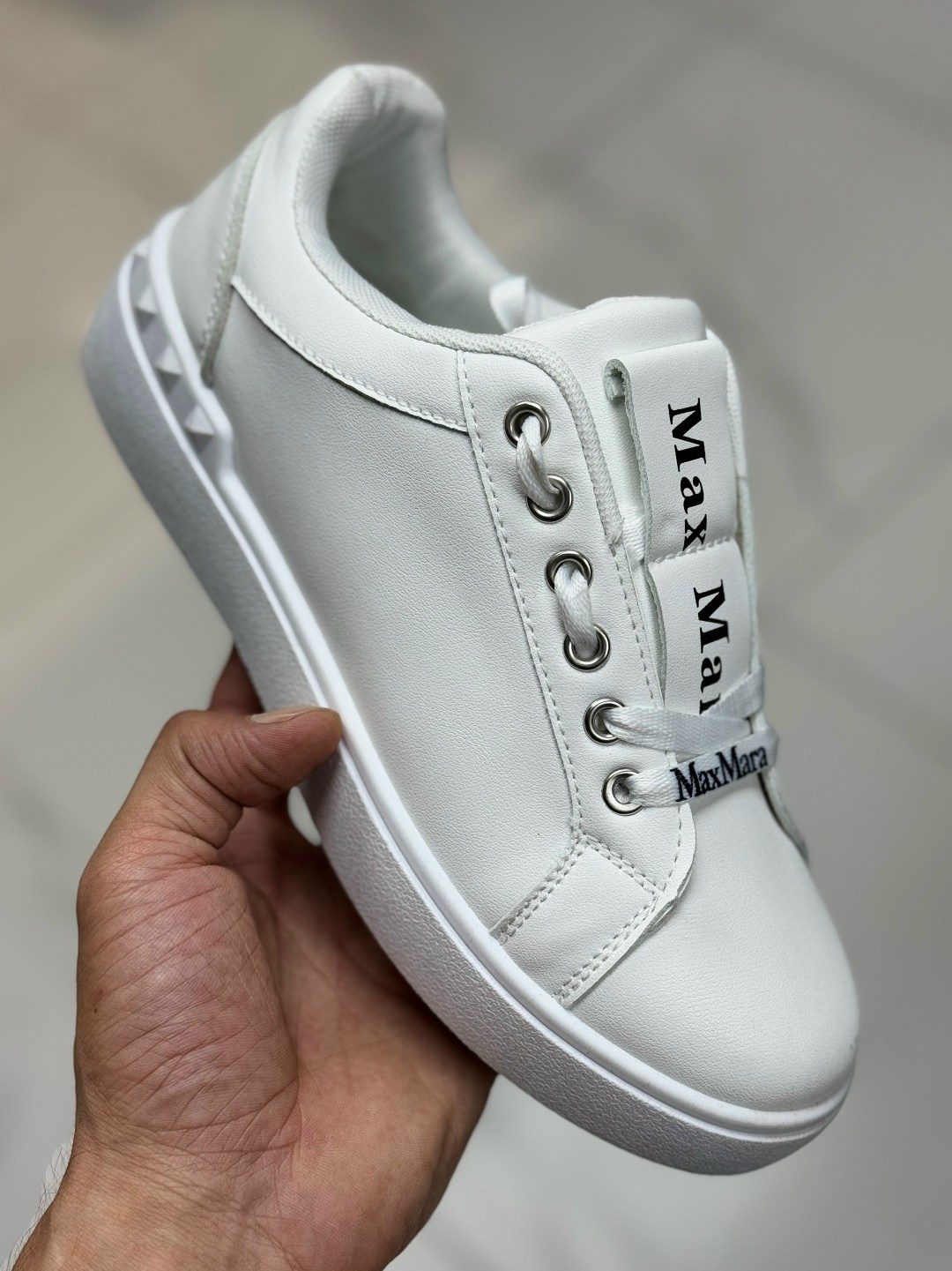 ,кеды valentino,valentino кроссовки,кроссовки женские valentino,кеды валентино