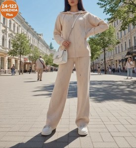 Костюм