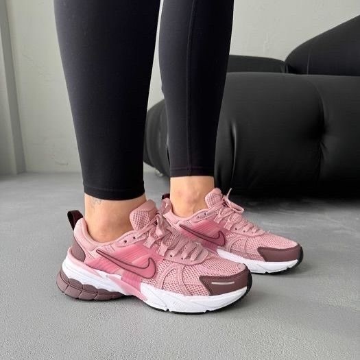 женские кроссовки nike,женские кроссовки,кроссовки, женская,спортивная