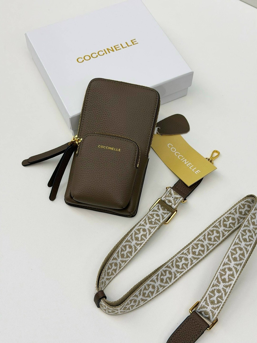 сумка coccinelle,сумочка для телефона,сумка,женская сумка coccinelle,сумка через плечо coccinelle