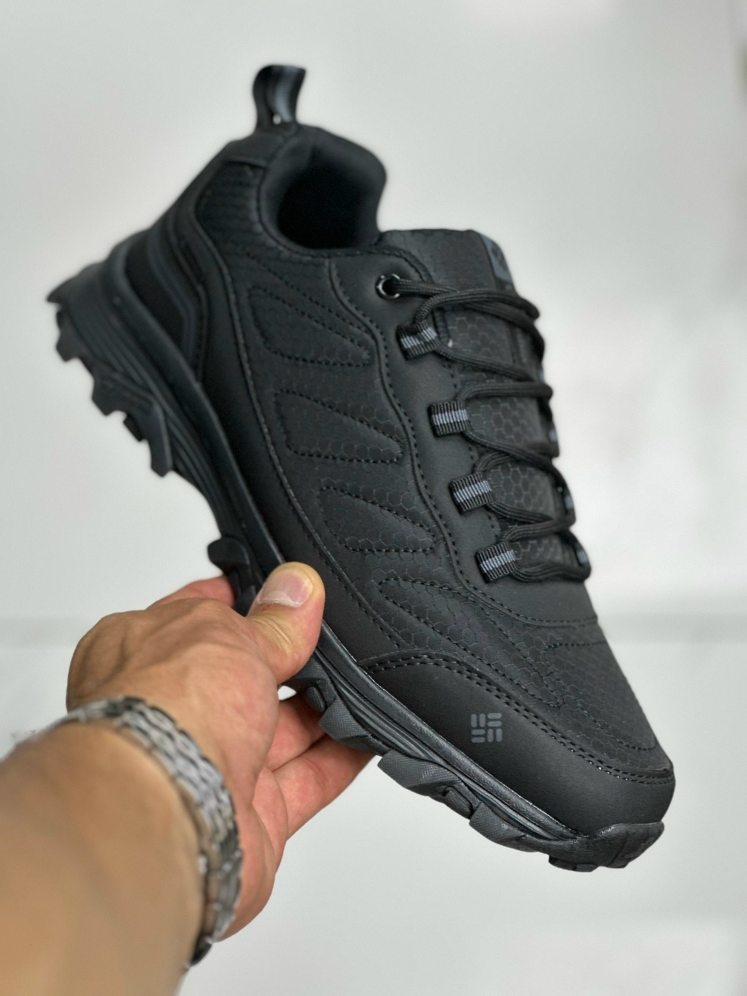 кроссовки мужские columbia,кроссовки columbia термо,кроссовки columbia,columbia waterproof черные зимние кроссовки,зимние мужские кроссовки columbia