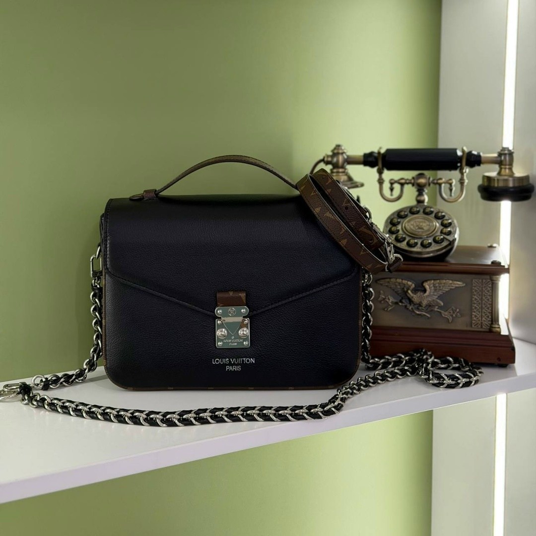 сумка женская louis vuitton,сумка louis vuitton,louis vuitton сумка на плечо,женская сумка louis vuitton lockme a125261 22/16 см чёрная,женская кожаная сумка louis vuitton темно-коричневая с логотипам