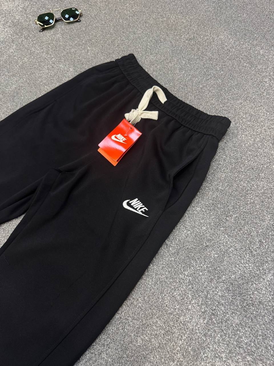спортивные штаны nike мужские,спортивные штаны nike,спортивные штаны nike на флисе,штаны nike,спортивные брюки