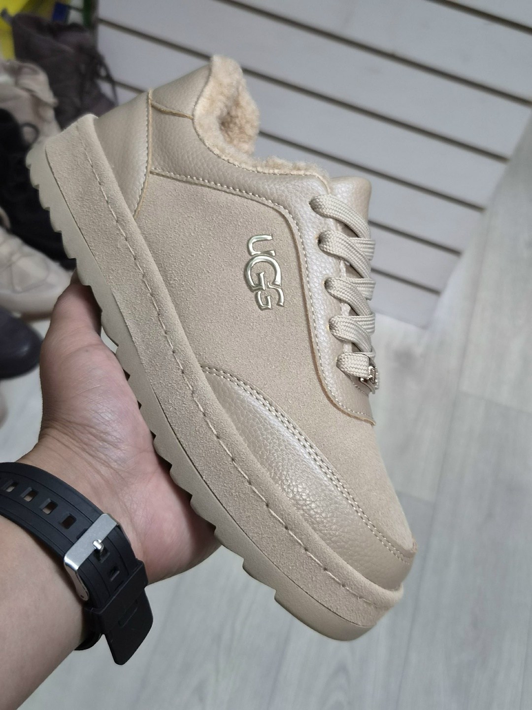 ,зимние женские кроссовки,кроссовки ugg,зимние кроссовки,женская