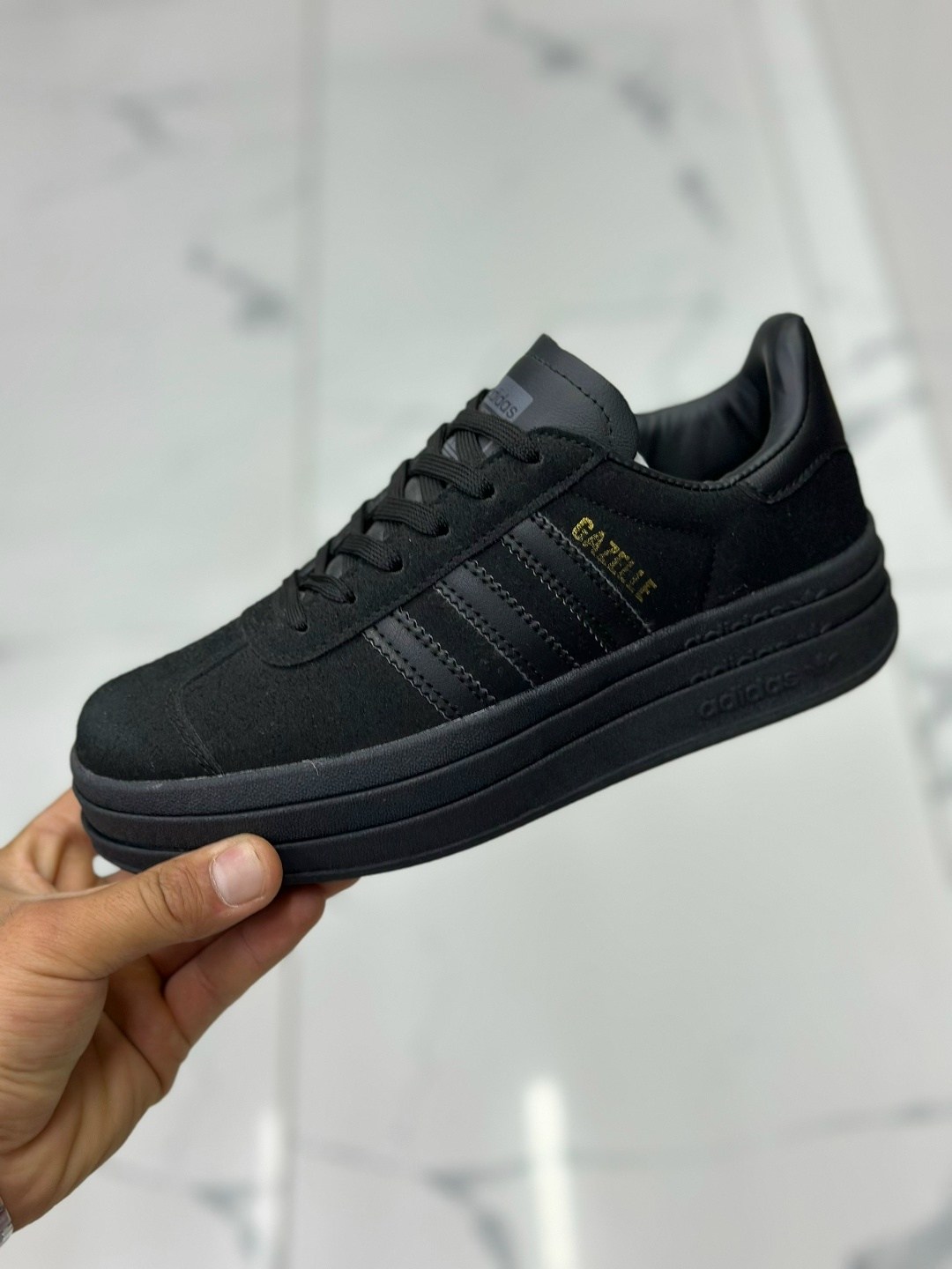 кроссовки adidas gazelle bold женские,,женские кроссовки adidas gazelle bold black white,кроссовки adida gazelle,женские кроссовки адидас на толстой подошве adidas gazelle platform