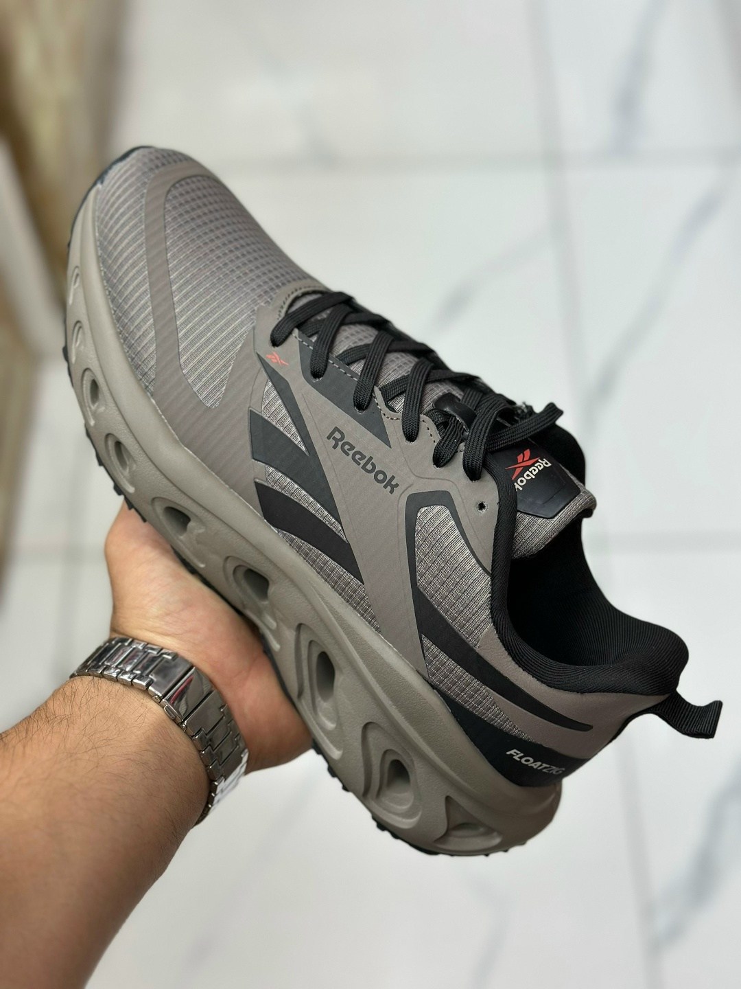 кроссовки,кроссовки reebok,кроссовки мужские,спортивная ,спортивные кроссовки