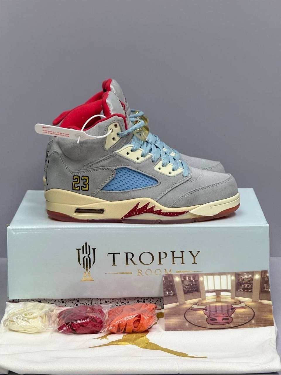 кроссовки nike air jordan 5 retro,кроссовки nike air jordan 5 retro ice blue,кроссовки nike air jordan 5,кроссовки air jordan 5 retro,кроссовки trophy room x air jordan 5 retro ice
