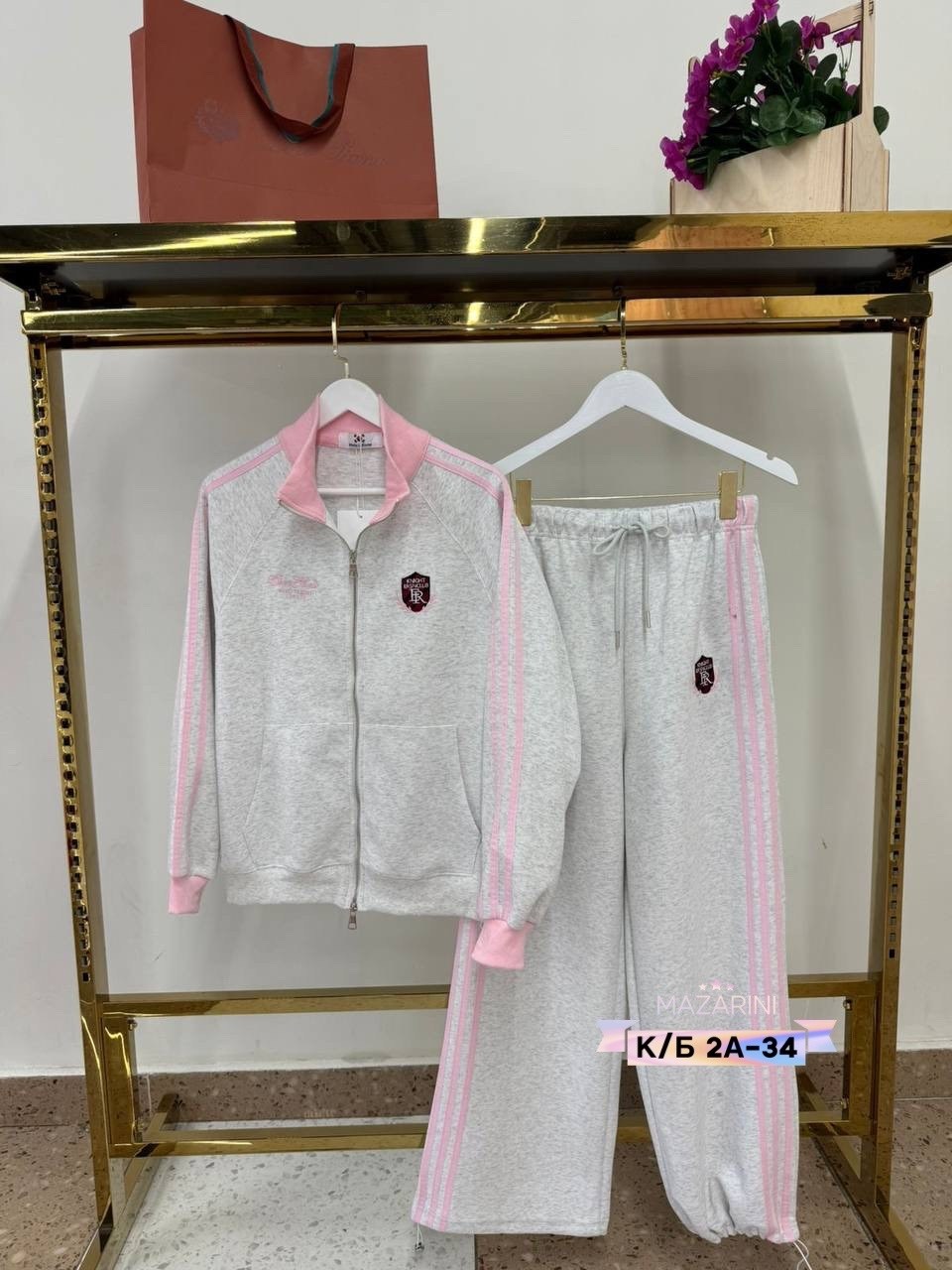 костюм спортивный moncler,модные костюмы,мужские спортивные костюмы,спортивный костюм,женские костюмы
