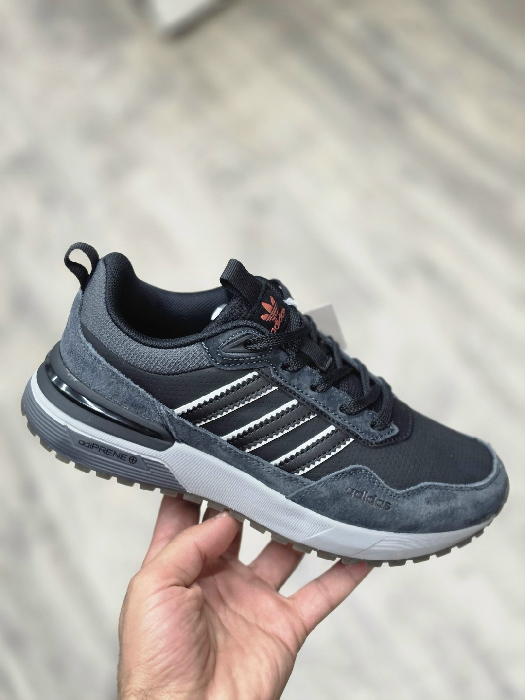 мужские кроссовки adidas,кроссовки adidas,женские кроссовки,спортивные кроссовки,адидас climaproof кроссовки мужские
