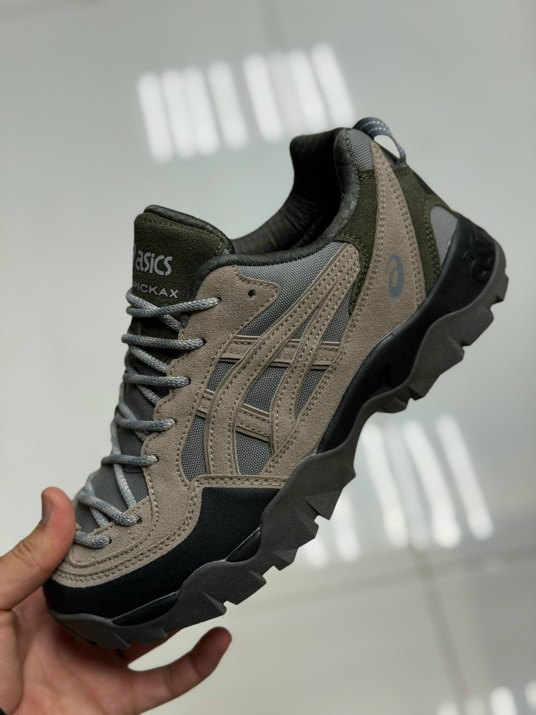 кроссовки asics gel-pickax,asics кроссовки,кроссовки asics gel,мужские кроссовки asics,туристическая