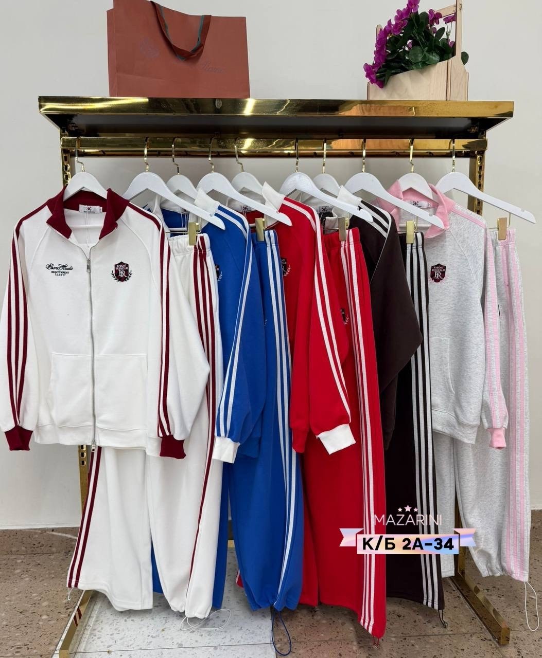 костюм спортивный moncler,модные костюмы,мужские спортивные костюмы,спортивный костюм,женские костюмы