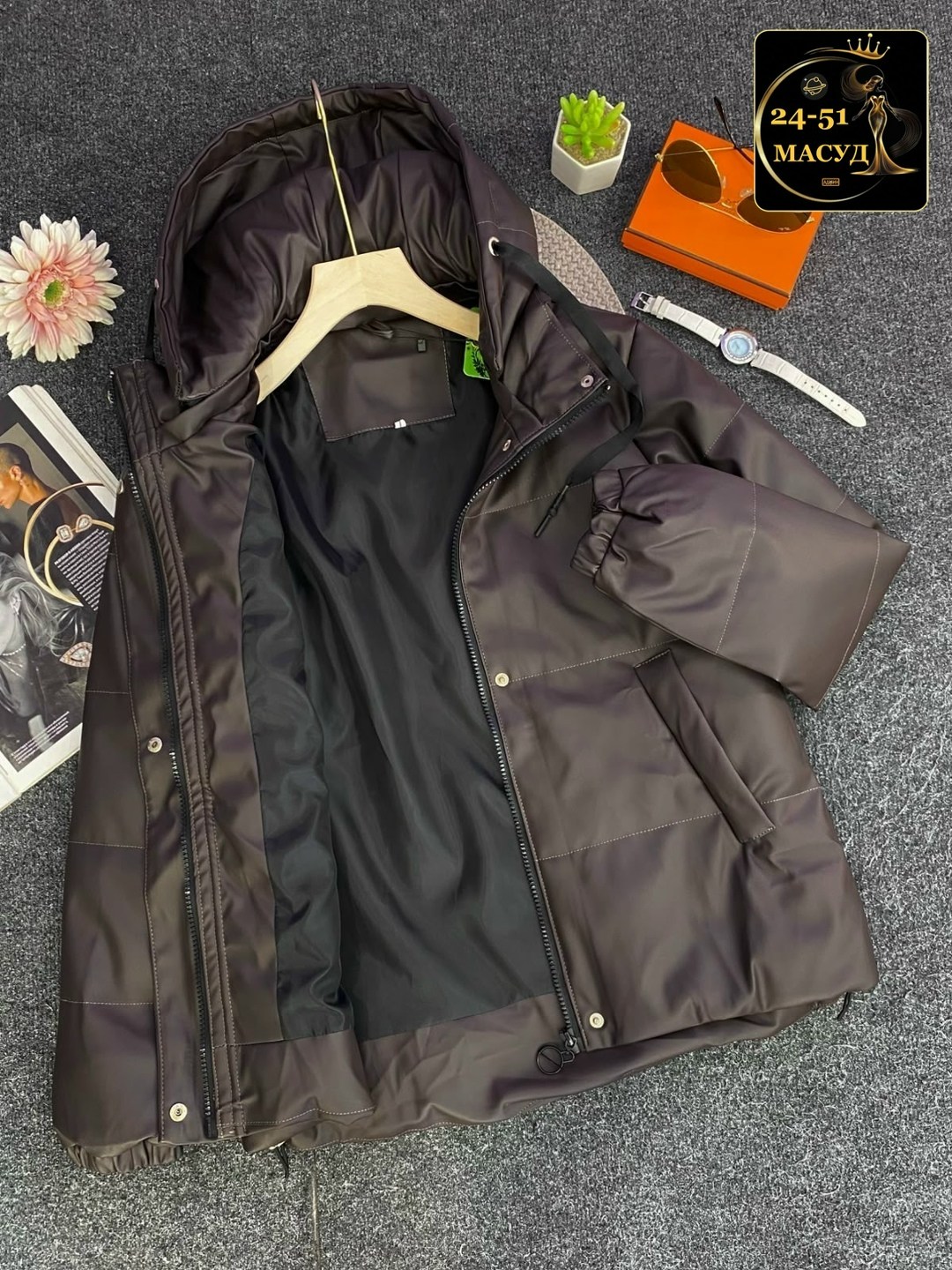 куртка зимняя короткая с капюшоном из экокожи,женская куртка из экокожи,куртка женская,куртка женская бежевая,куртка зимняя с капюшоном из экокожи