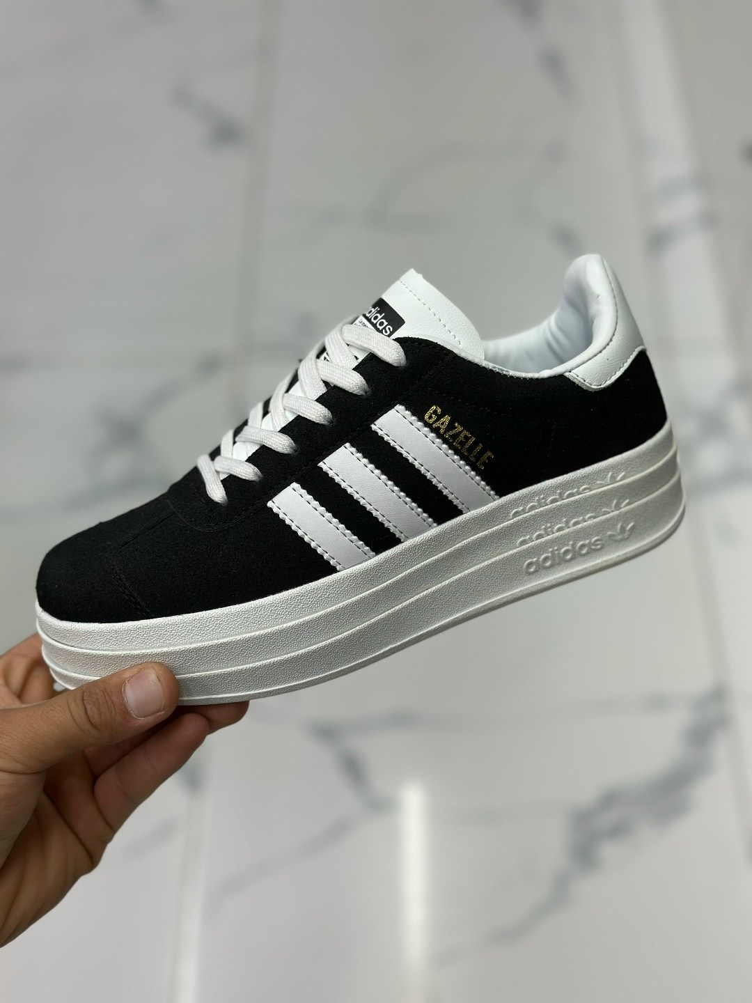 кроссовки adidas gazelle bold женские,,женские кроссовки adidas gazelle bold black white,кроссовки adida gazelle,женские кроссовки адидас на толстой подошве adidas gazelle platform