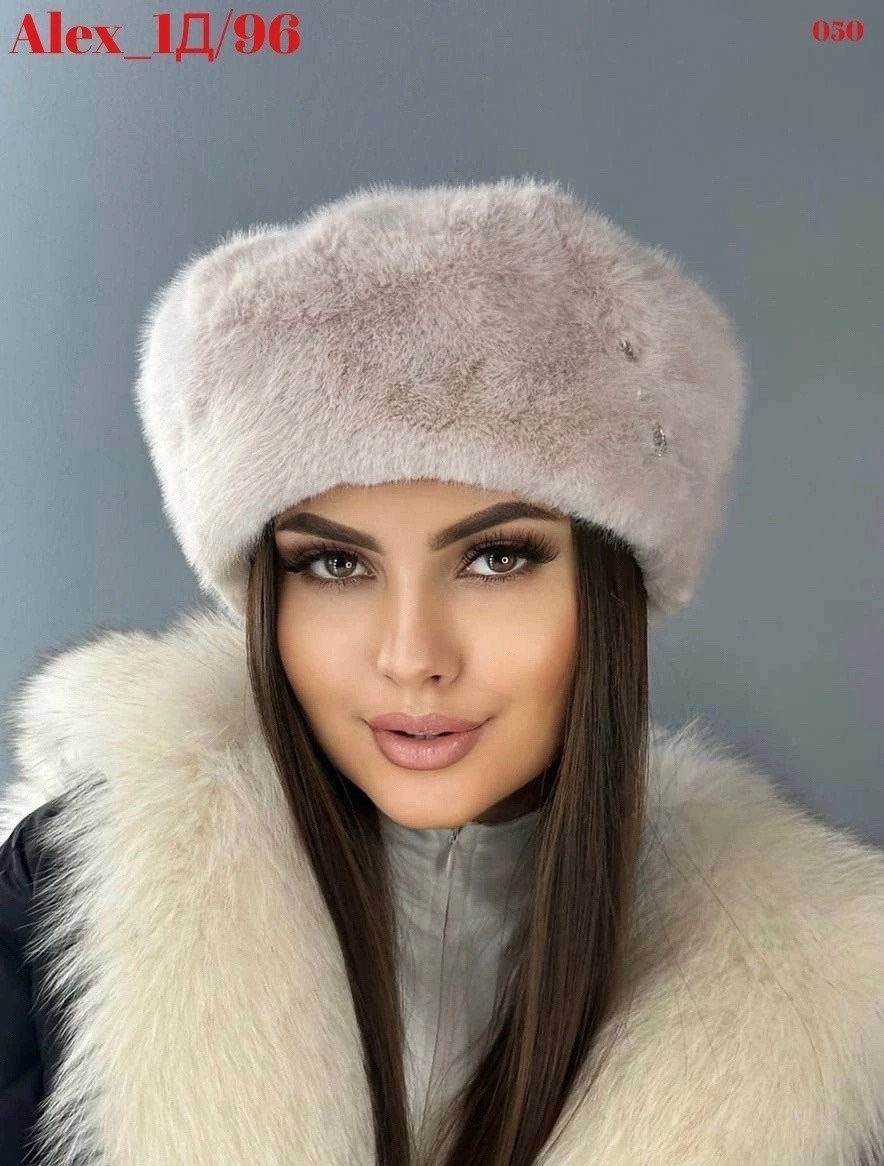 женская зимняя пушистая шапка ушанка из ангоры,женская зимняя шапка,шапка меховая женская,женская меховая шапка зима с подворотом коричневый,меховая шапка
