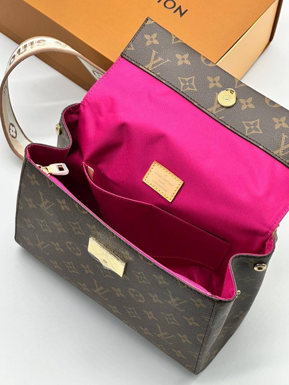 подарочная коробка louis vuitton,louis vuitton ремень упаковка,louis vuitton bag,луи виттон коробка оригинал,louis vuitton коробка оригинал оранжевый