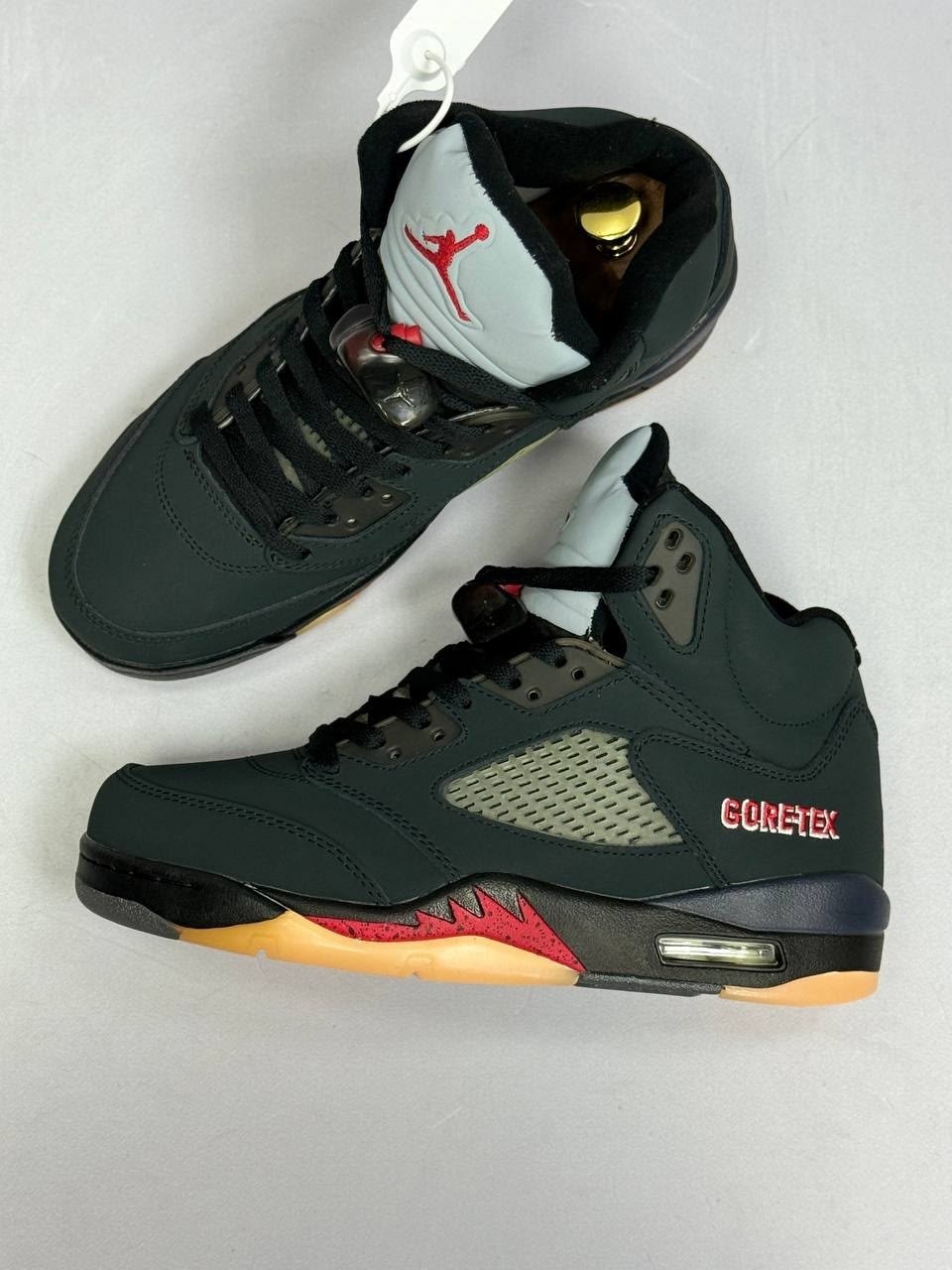кроссовки nike air jordan 5 retro,nike air jordan 5 gore tex,кроссовки nike air jordan 5,air jordan 5 gore-tex 'off-noir',кроссовки air jordan 5 retro