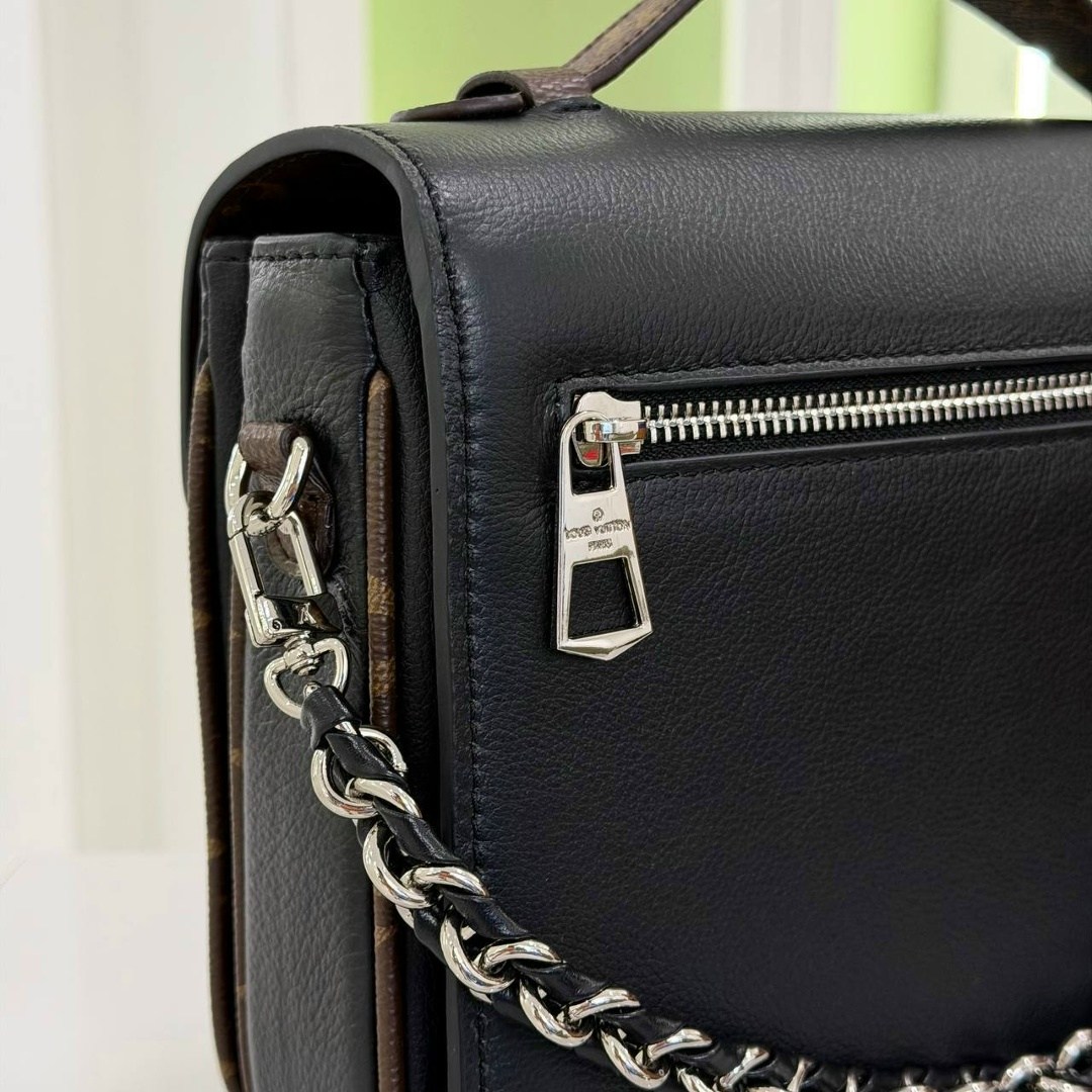сумка женская louis vuitton,сумка louis vuitton,louis vuitton сумка на плечо,женская сумка louis vuitton lockme a125261 22/16 см чёрная,женская кожаная сумка louis vuitton темно-коричневая с логотипам
