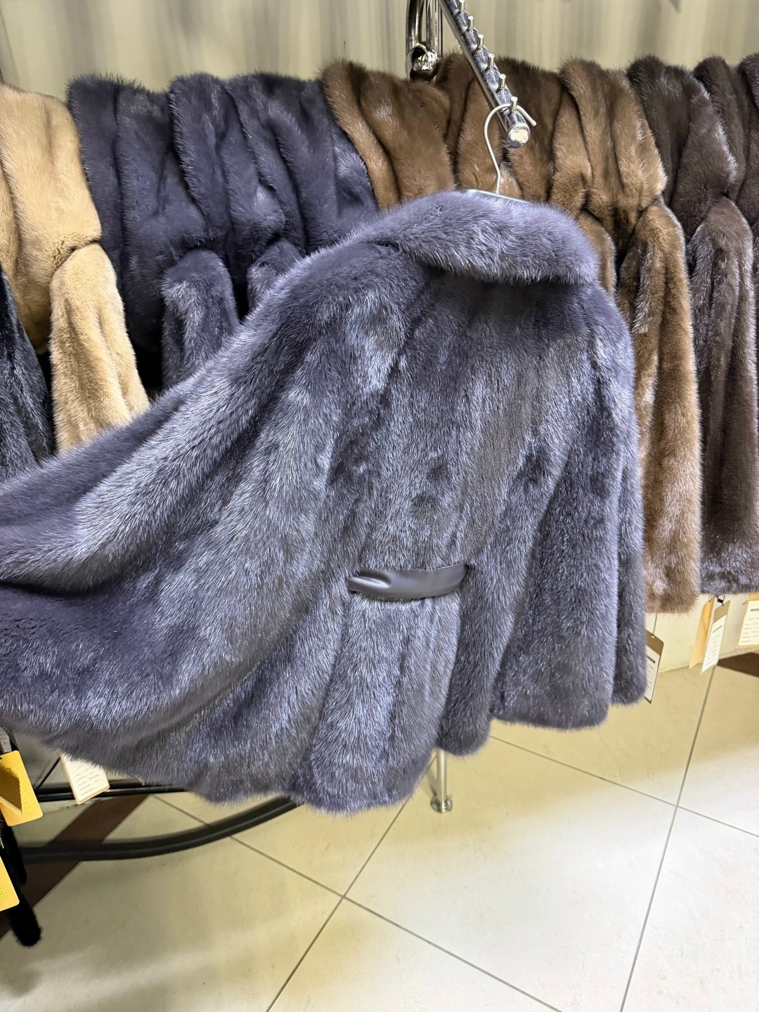 шуба норковая,шуба норка,короткая норковая шуба,шуба норковая кимоно,норковая шуба с английским воротником