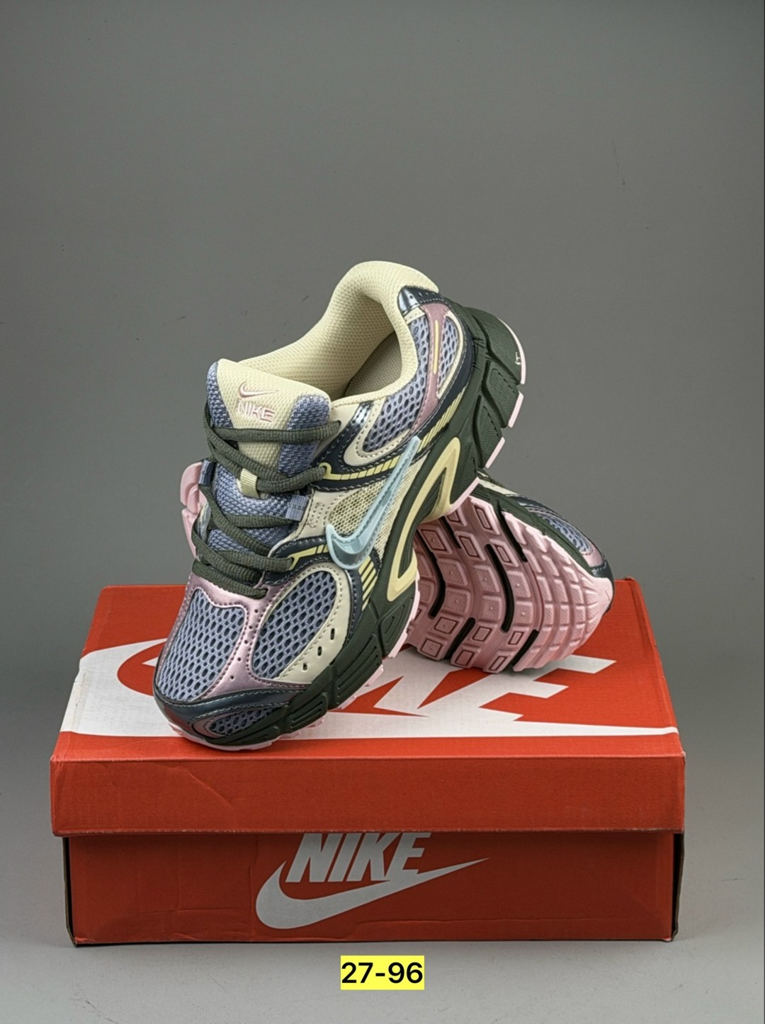 кроссовки,женские кроссовки,кроссовки nike v 5 rnr,кроссовки спортивное,повседневные кроссовки