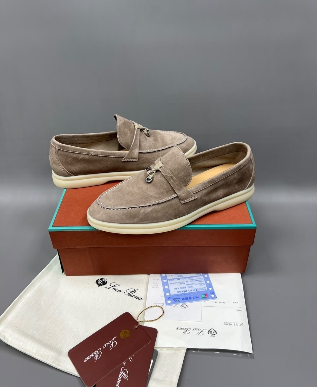 loro piana замшевые лоферы,лоферы loro piana,замшевые женские лоферы loro piana,замшевые женские лоферы loro piana бежевые,лоферы из натуральной замши loro piana