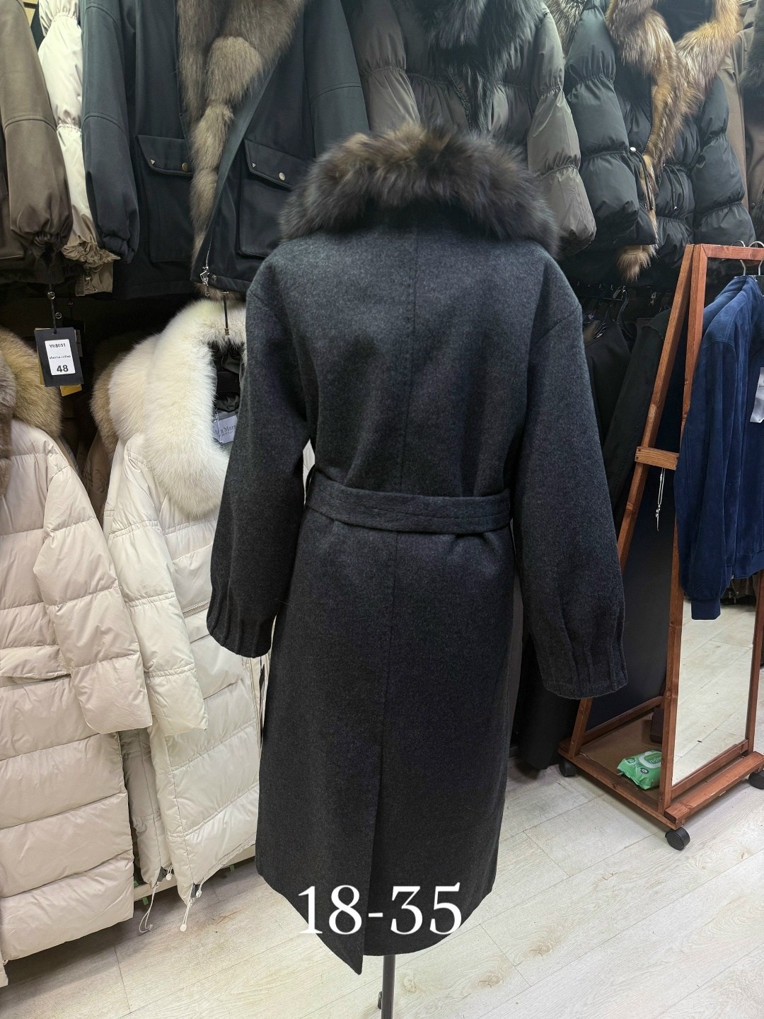 пальто с мехом,пальто зимнее,пальто шерстяное с мехом соболя stone,пальто кашемировое с меховым воротником из соболя,пальто женское зимнее