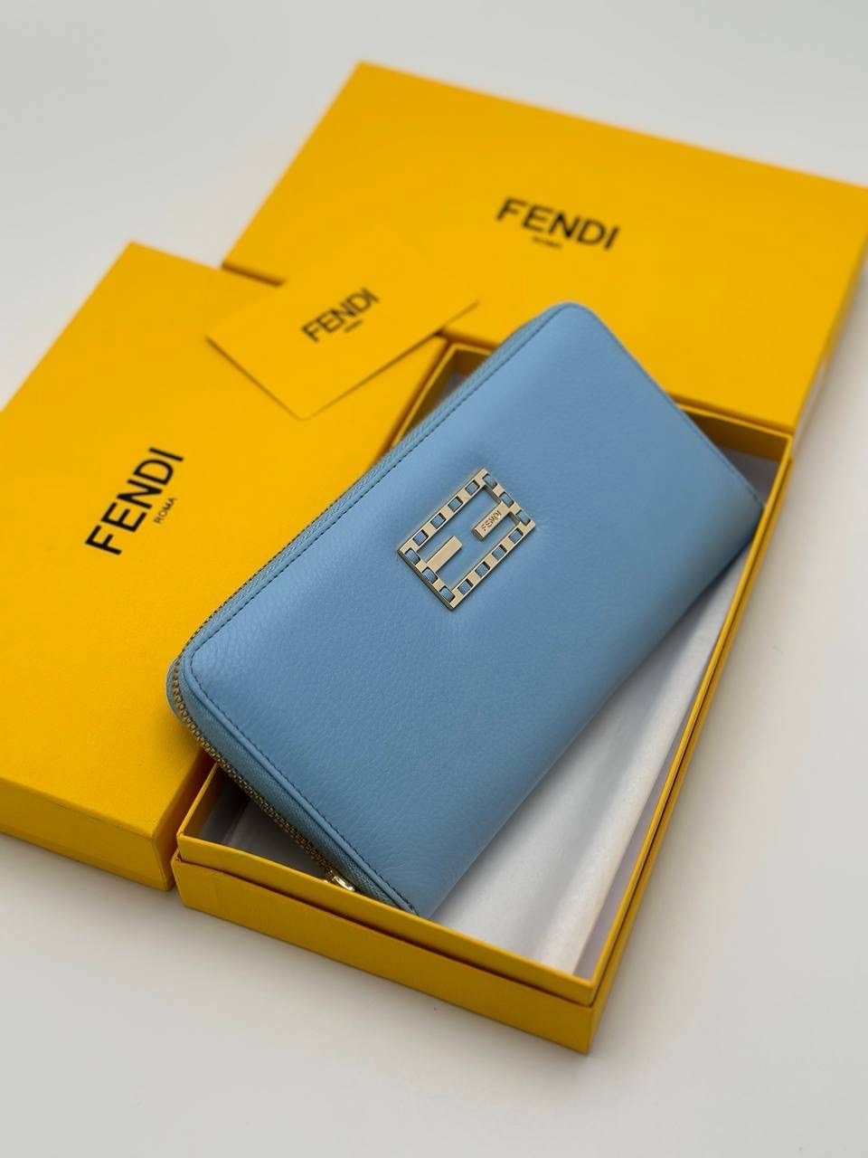 кошелек fendi,брендовый кошелек fendi,fendi женский кошелек,кошелек фенди женский,fendi fendi