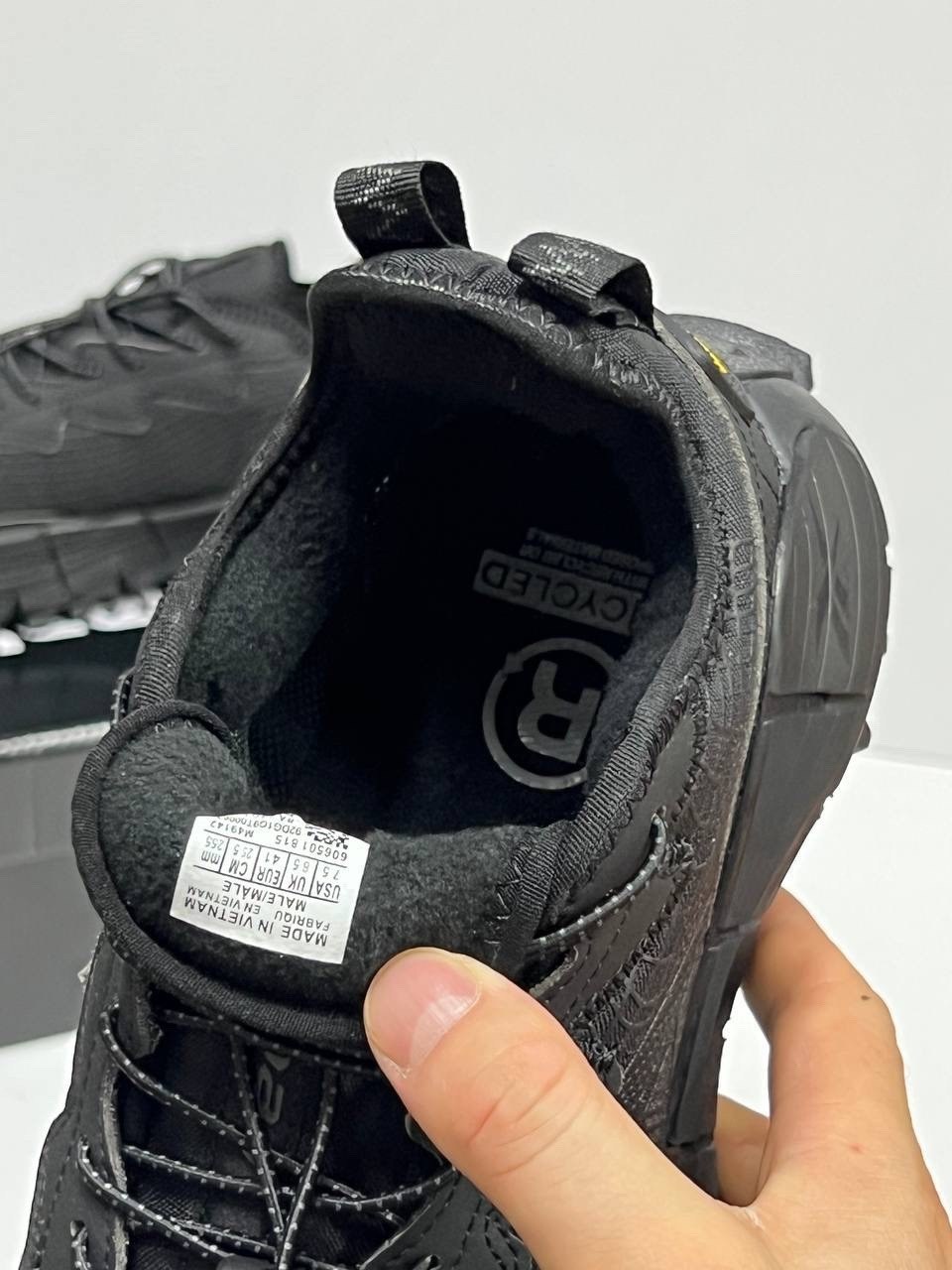 мужские зимние кроссовки reebok zig kinetica edge,кроссовки мужские reebok zig kinetica,кроссовки reebok zig kinetica,кроссовки reebok zig kinetica ii edge,reebok zig kinetica gore-tex