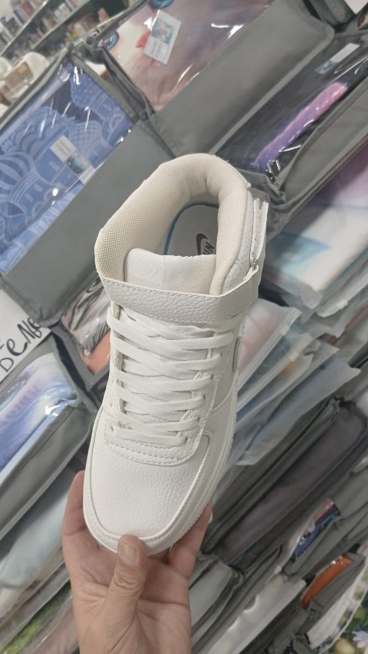 nike air force 1 mid,зимние кроссовки nike air force 1 mid,кроссовки зимние nike air force 1,nike air force 1 mid 07,nike air force 1