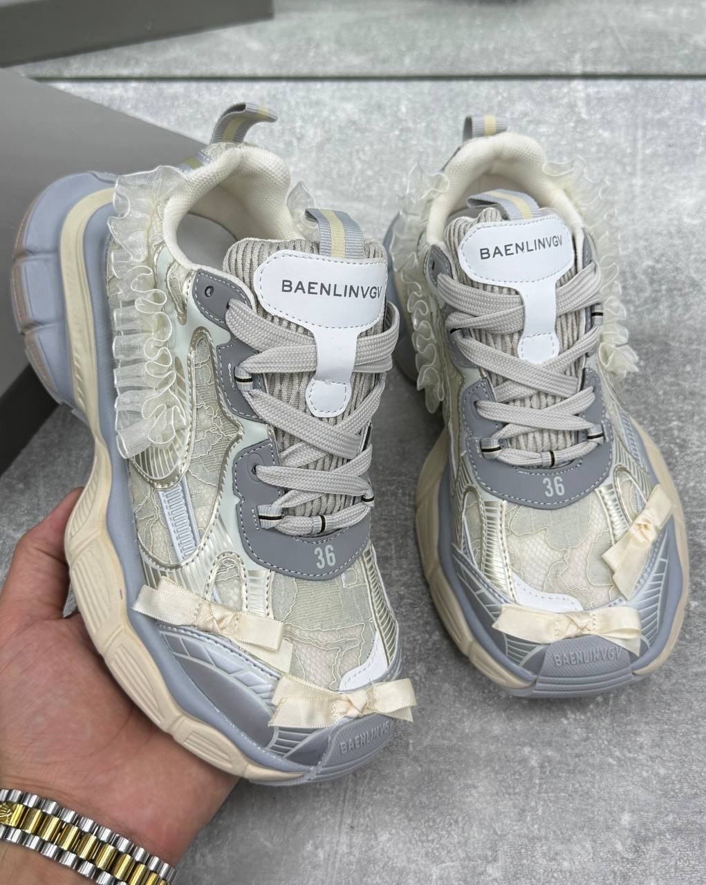 кроссовки женские balenciaga,кроссовки balenciaga,кроссовки balenciaga triple s,баленсиага кроссовки,кроссовки женские баленсиага