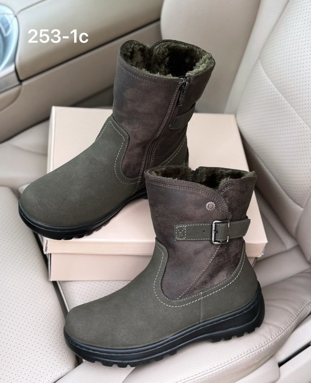 ботинки caprice dascha 9-9-26468-41 черный,полусапоги женские baden cj014-140 черные 36 ru,полусапоги женские ионесси 8-4183-041 черные 42 ru,полусапоги женские ионесси 8-4183-041 черные 38 ru,полусап