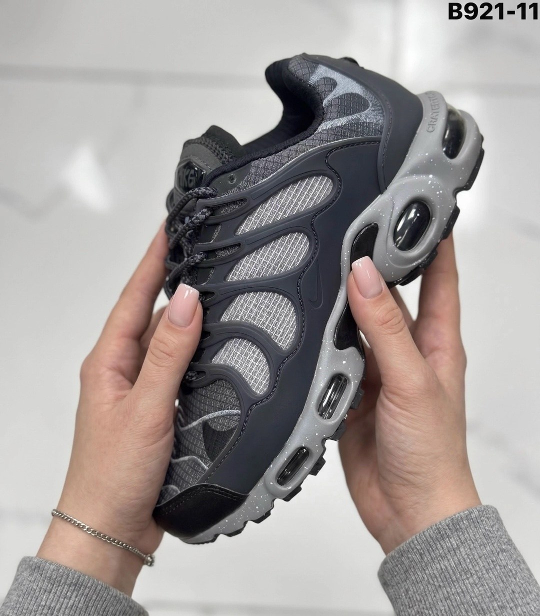 кроссовки nike air max plus tn,nike air max plus tn,nike air max plus,кроссовки легкие мужские nike air max tn plus,кроссовки