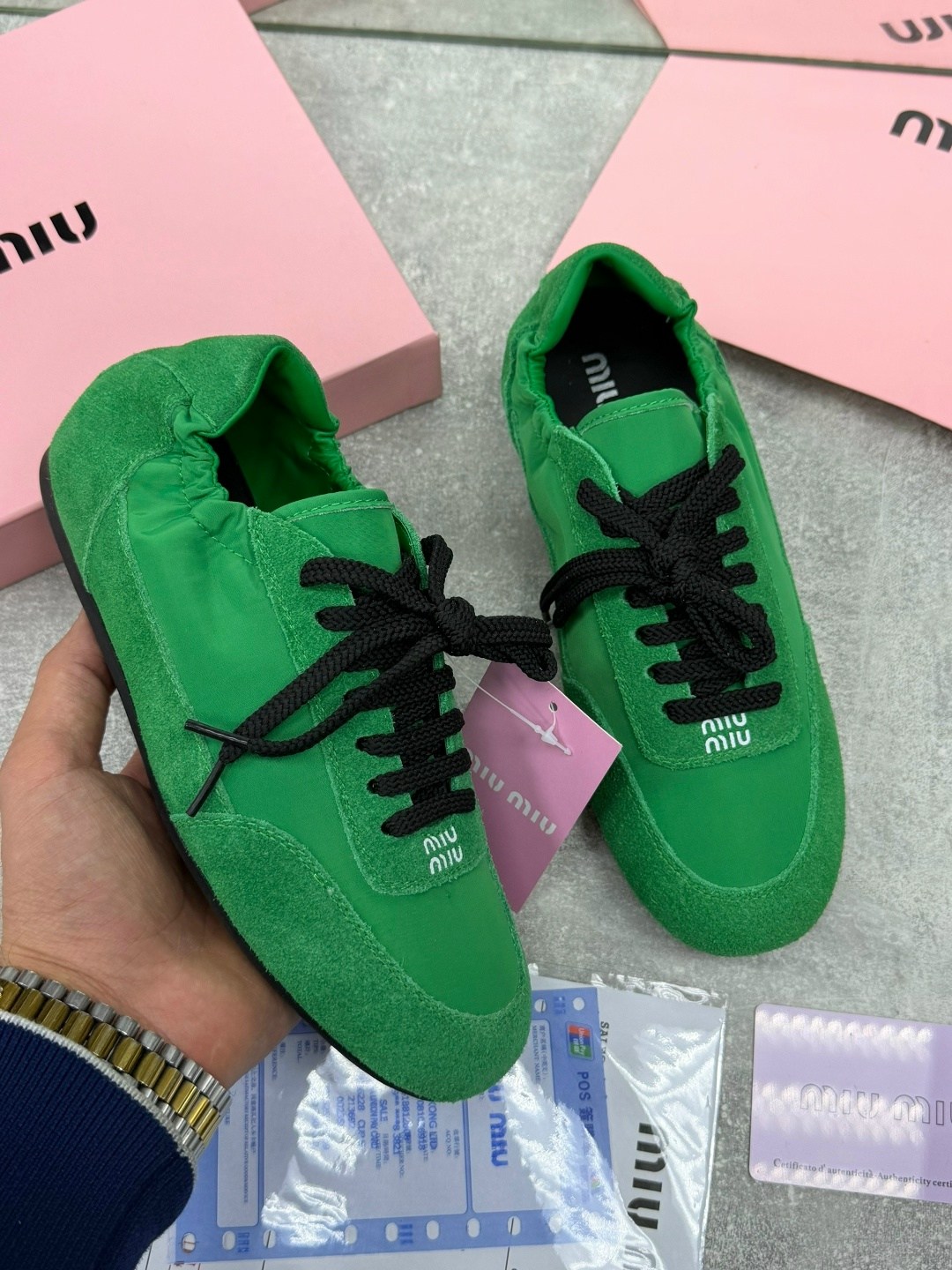 ,кроссовки prada, женская,спортивная ,кроссовки удобные